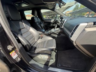 Porsche Cayenne S 2012