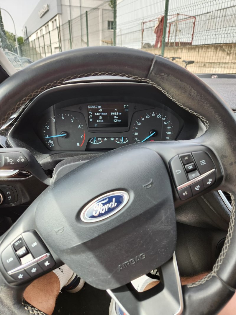 Ford Fiesta 1.0 EcoBoost Titanium S&S 5p 2017, foto 3