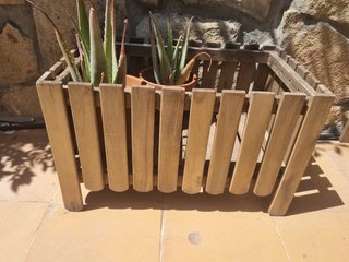 Jardineras de madera 20€ unidad