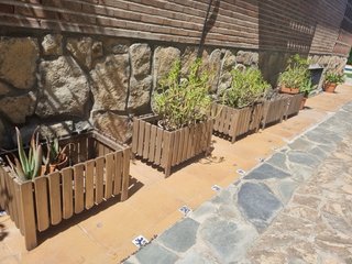 Jardineras de madera 20€ unidad