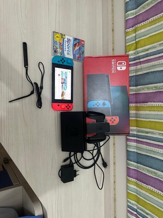 Nintendo Switch Roja y Azul