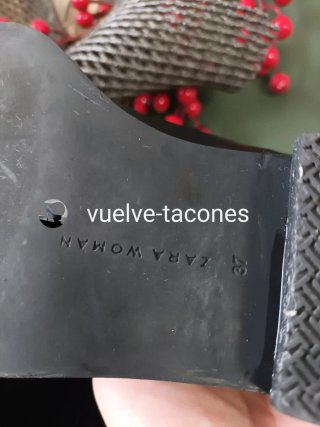 Zapato de piel tacón cuadrado ♡ ZARA WOMAN * 37