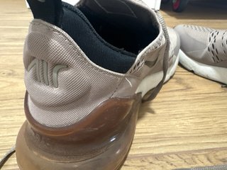 Zapatillas Nike Air Max 270 Beige/Marrón