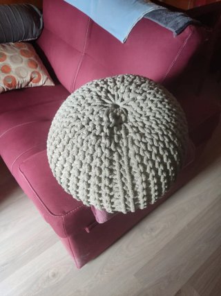 Puff tejido mediano beige