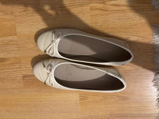 Bailarinas Beige con Lazos