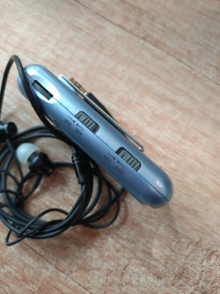 Radio Portátil Aiwa R-22 AM/FM Stereo