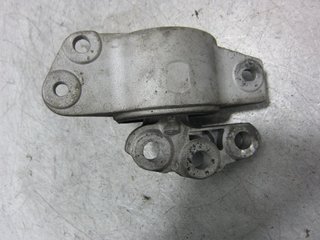 SOPORTE MOTOR FIAT 500L (330) 55703651 1489213
