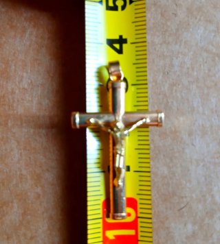 JESUCRISTO CRUZ DE ORO. Colgante joyeria