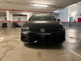 Volkswagen Golf 2025