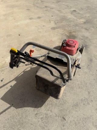 Cortacésped Honda HRN216