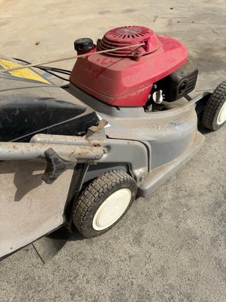 Cortacésped Honda HRN216