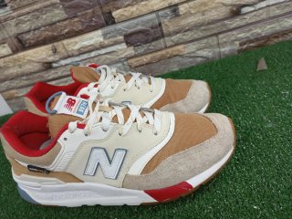New Balance Sneakers Beige Rosso Uomo