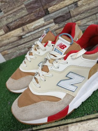 New Balance Sneakers Beige Rosso Uomo