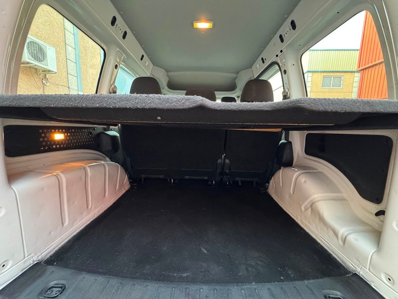 Volkswagen Caddy 2.0 TDI Kombi 2020, foto 7