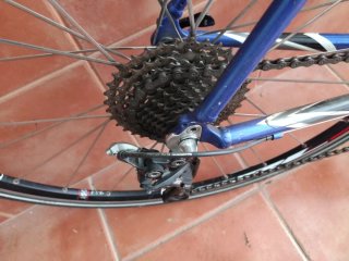 Bicicleta de carretera Trek 1000