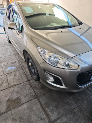 Peugeot 308 2012