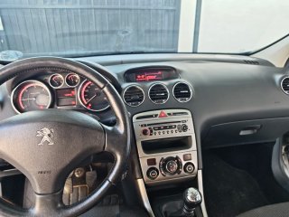 Peugeot 308 2012