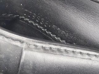 Cartera Gucci GG Emblem Piel Negra