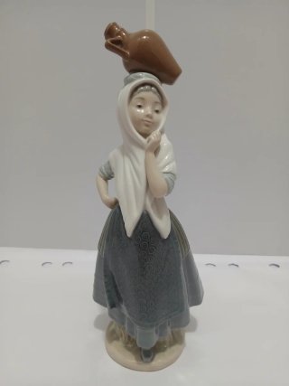 Figura NAO Niña con Cántaro Firma Lladró 640513926