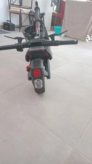 Patinete Eléctrico Como Nuevo