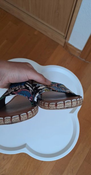 Sandalias planas estampado animal multicolor