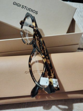 Gafas Gigi Studios 1024 Montura Graduada. Nuevo