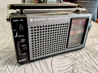 Radio Sanyo RP 6160A 2 Bandas.