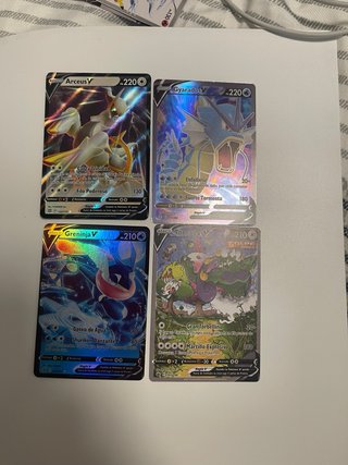4 Cromos Pokémon V: Arceus, Gyarados, Greninja, To