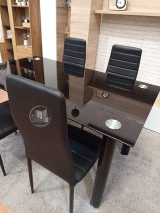 Mesa de cristal templado