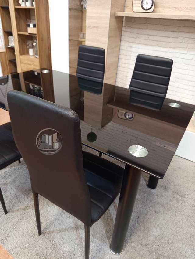 Mesa de cristal templado