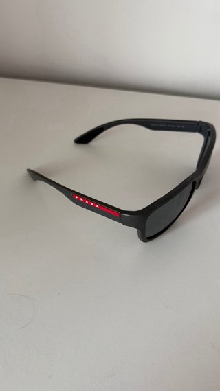 Gafas de sol Prada negras