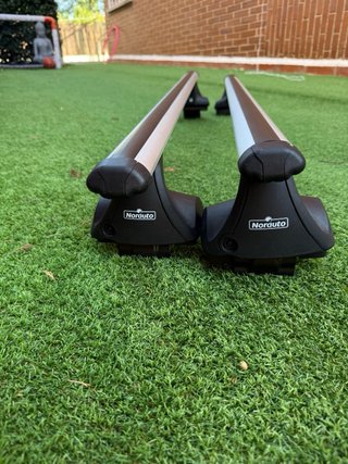 Baca de coche Norauto 130 cm + adaptadores para VW