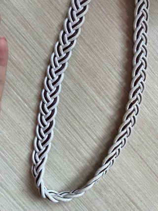 Cinturón trenzado blanco y marrón