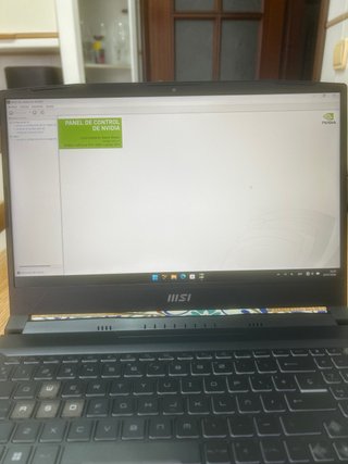 MSI Bravo 15c7v RTX4050 16GB 1TB SSD Nuevo, Gaming