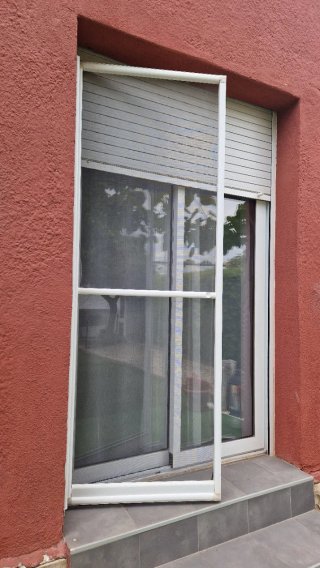 Puerta mosquitera corredera blanca