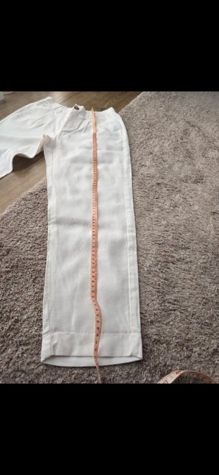 Pantalón blanco Lefties