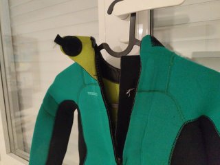 Neopreno Tribord 4/3 Talla 10 años, para Surf.