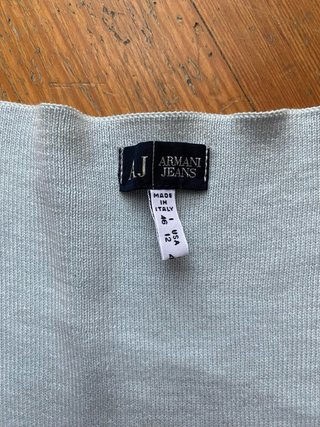 Canottiera Armani Jeans azzurro tenue.