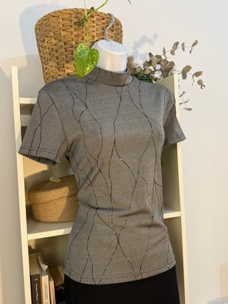 Camiseta cuello perkins manga corta