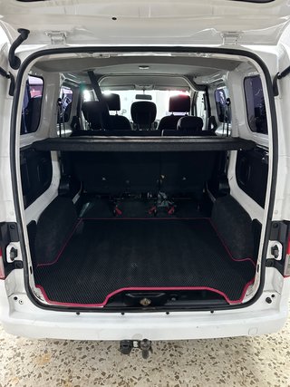 Nissan NV200 2016