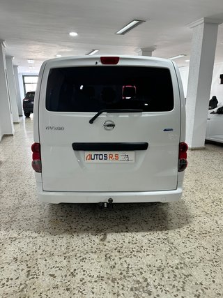 Nissan NV200 2016