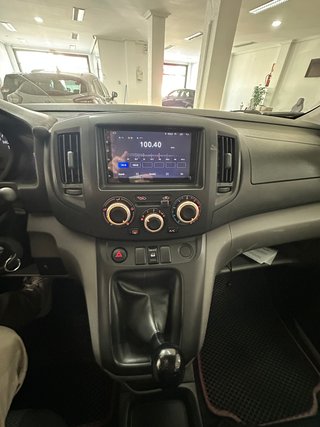 Nissan NV200 2016