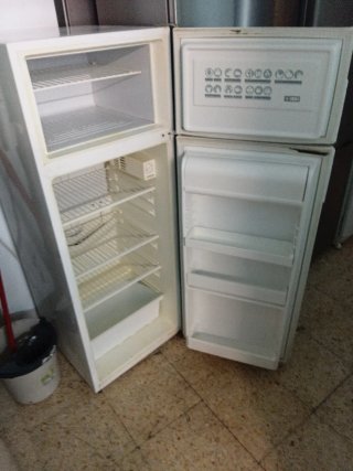 Refrigerador blanco