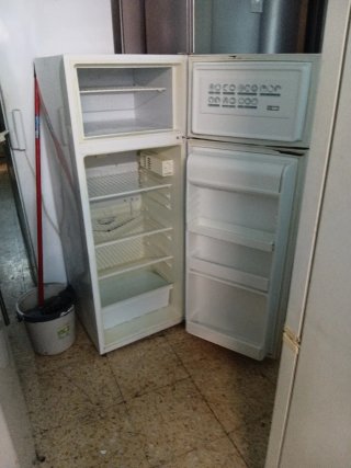 Refrigerador blanco