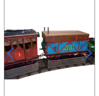 Tren antiguo de juguete para niños