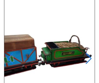 Tren antiguo de juguete para niños
