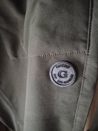 Nuevo a estrenar! Pantalón Jogger GUESS EU 50