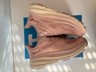 Zapatillas Hoka W Clifton 9 Rosa