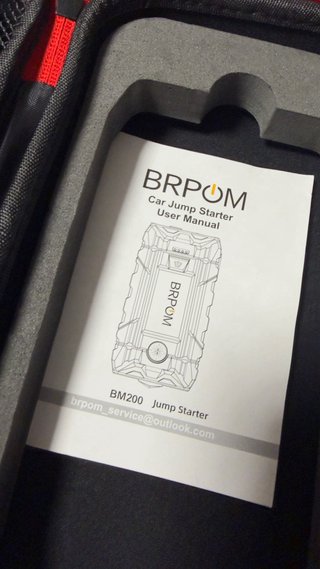 Arrancador portátil BRPOM con brújula