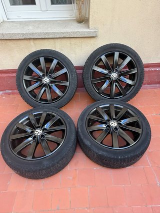 Llantas y Neumáticos Volkswagen R17